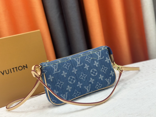 LVコピーウォレット背面デザイン